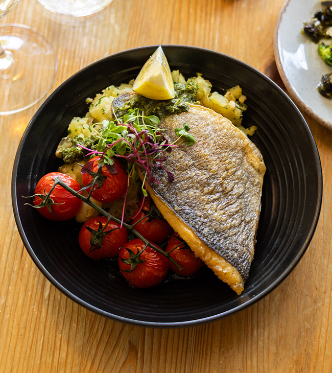 Dog-friendly restauarant near Lulworth Cove, offering some of the freshest, locally-caught seafood in Dorset.